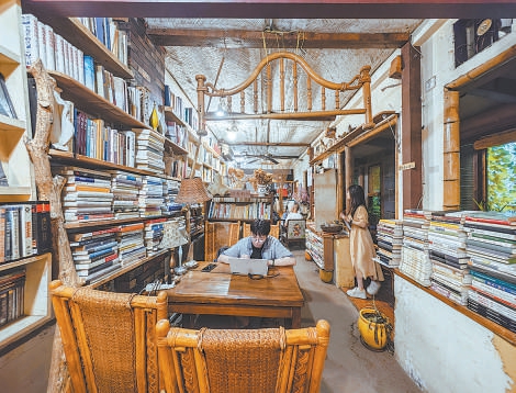 星空·综合体育官网都城“小”书店长在社区里(图1)